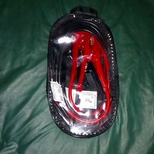 Brand New 711 brand jumper cable pack.